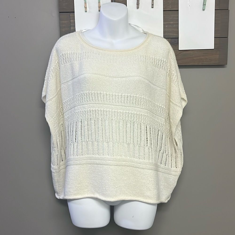 Torrid Cream Sleeveless Knitted Delicate Classic Pullover Sweater Top- 00/0- M/L